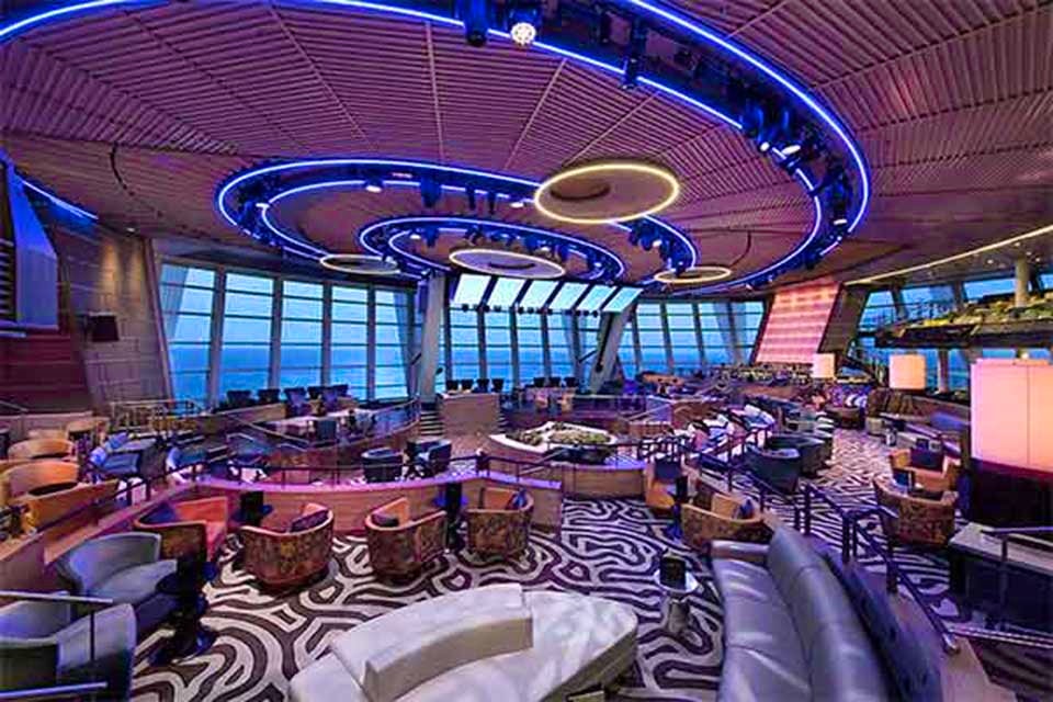 Bar on the Ovation of the Seas