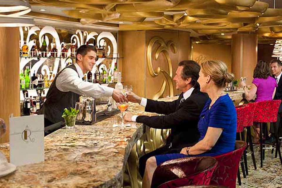 Bar on the Voyager of the Seas