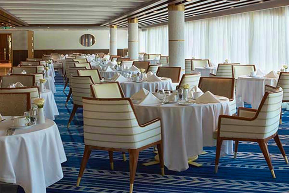 Dining on the Seven Seas Voyager