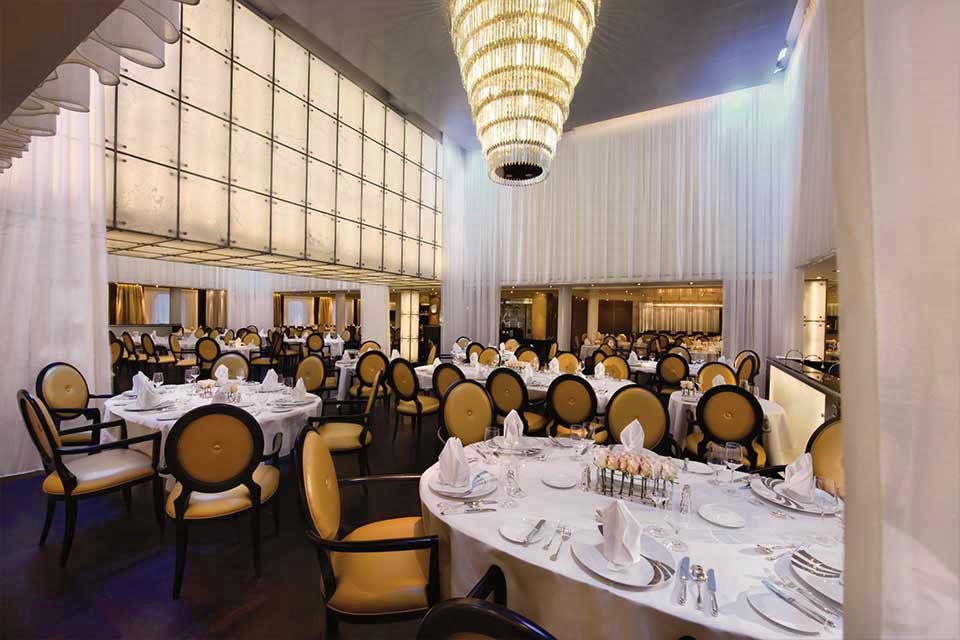Dining on the Seabourn Odyssey