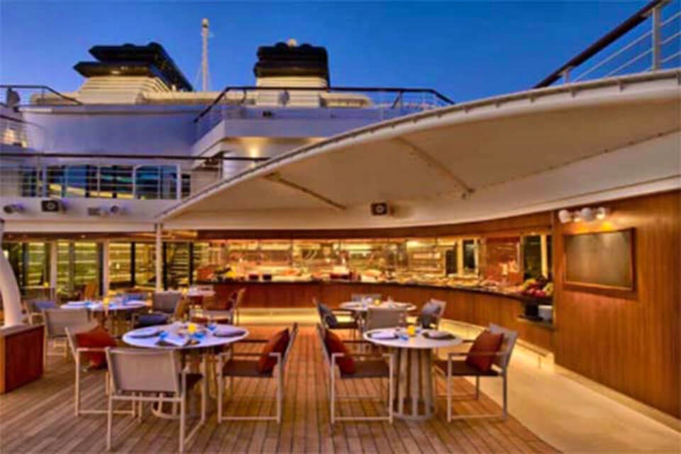 Dining on the Seabourn Ovation