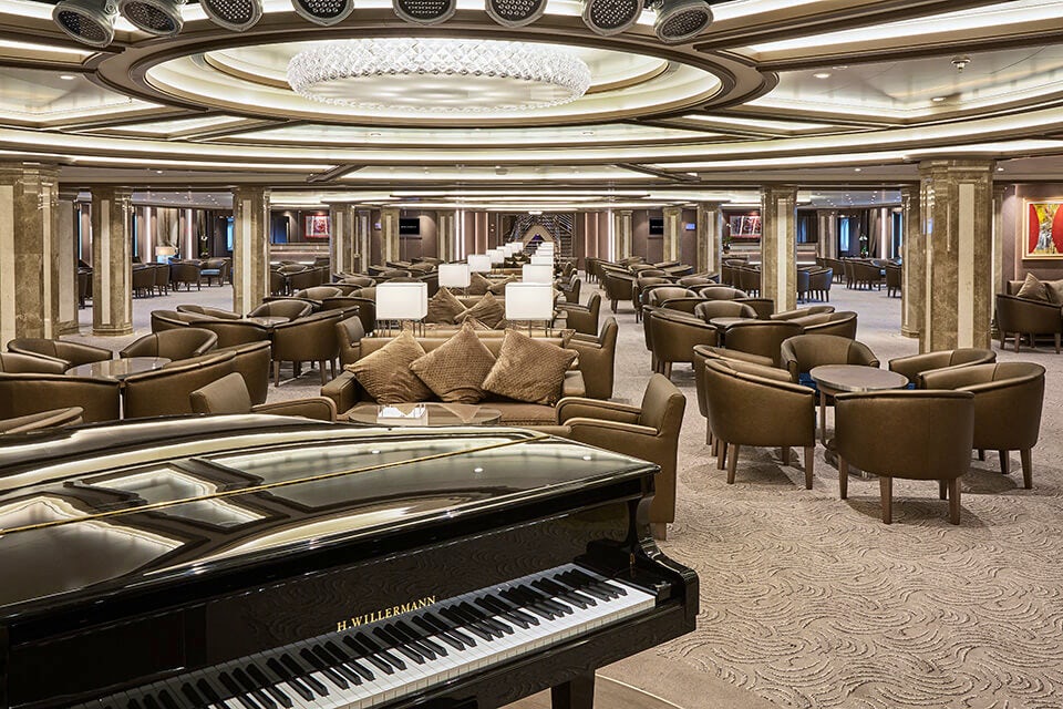 SILVER MUSE ( - BOOK A CRUISE - )
