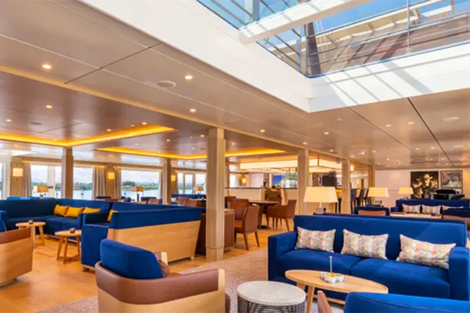 Entertainment on the Viking Amun