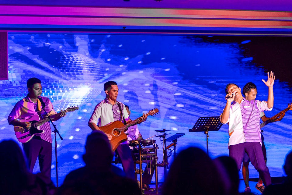 Entertainment on the Star Seeker